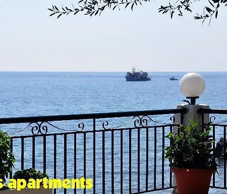 Alexiadis Apartment *